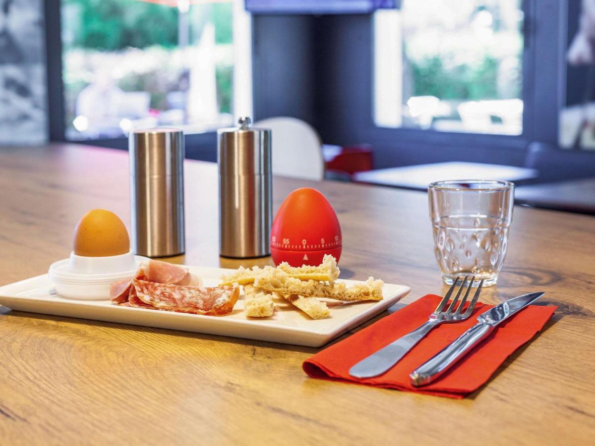 Отель Ibis Mulhouse Ile Napoleon Сошем Экстерьер фото