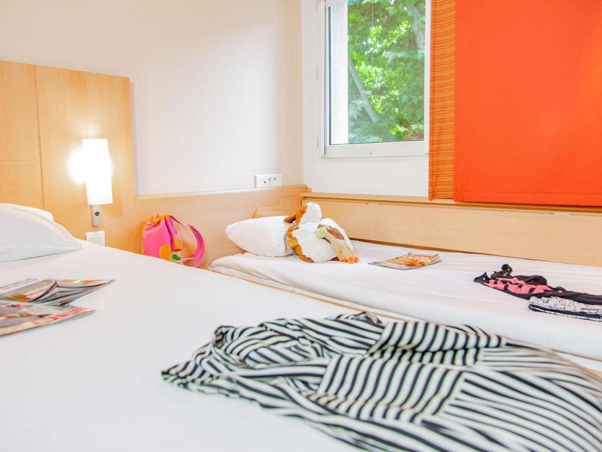 Отель Ibis Mulhouse Ile Napoleon Сошем Экстерьер фото