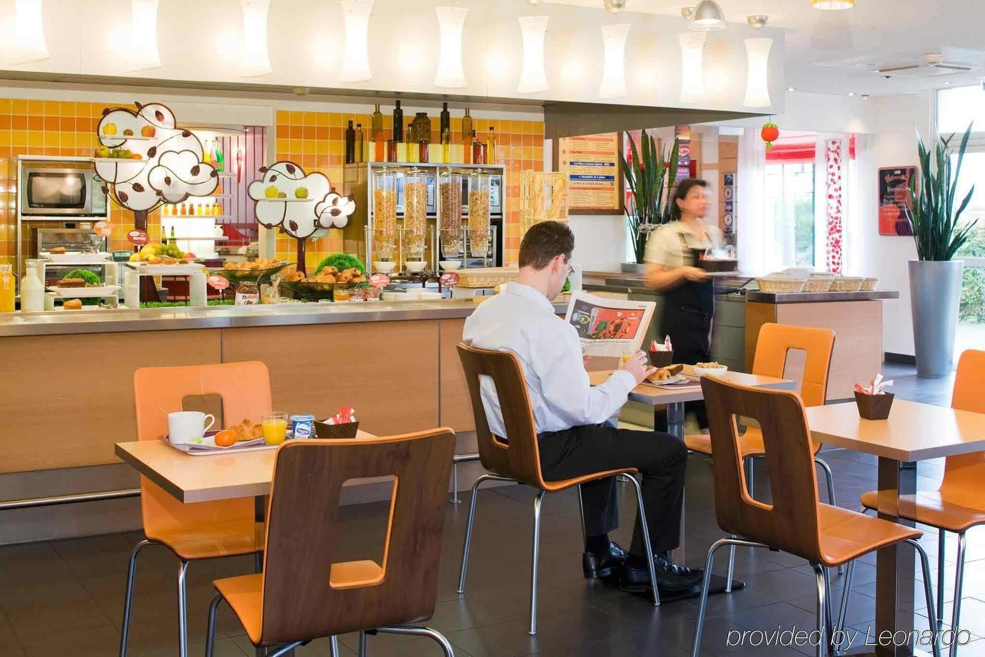 Отель Ibis Mulhouse Ile Napoleon Сошем Экстерьер фото