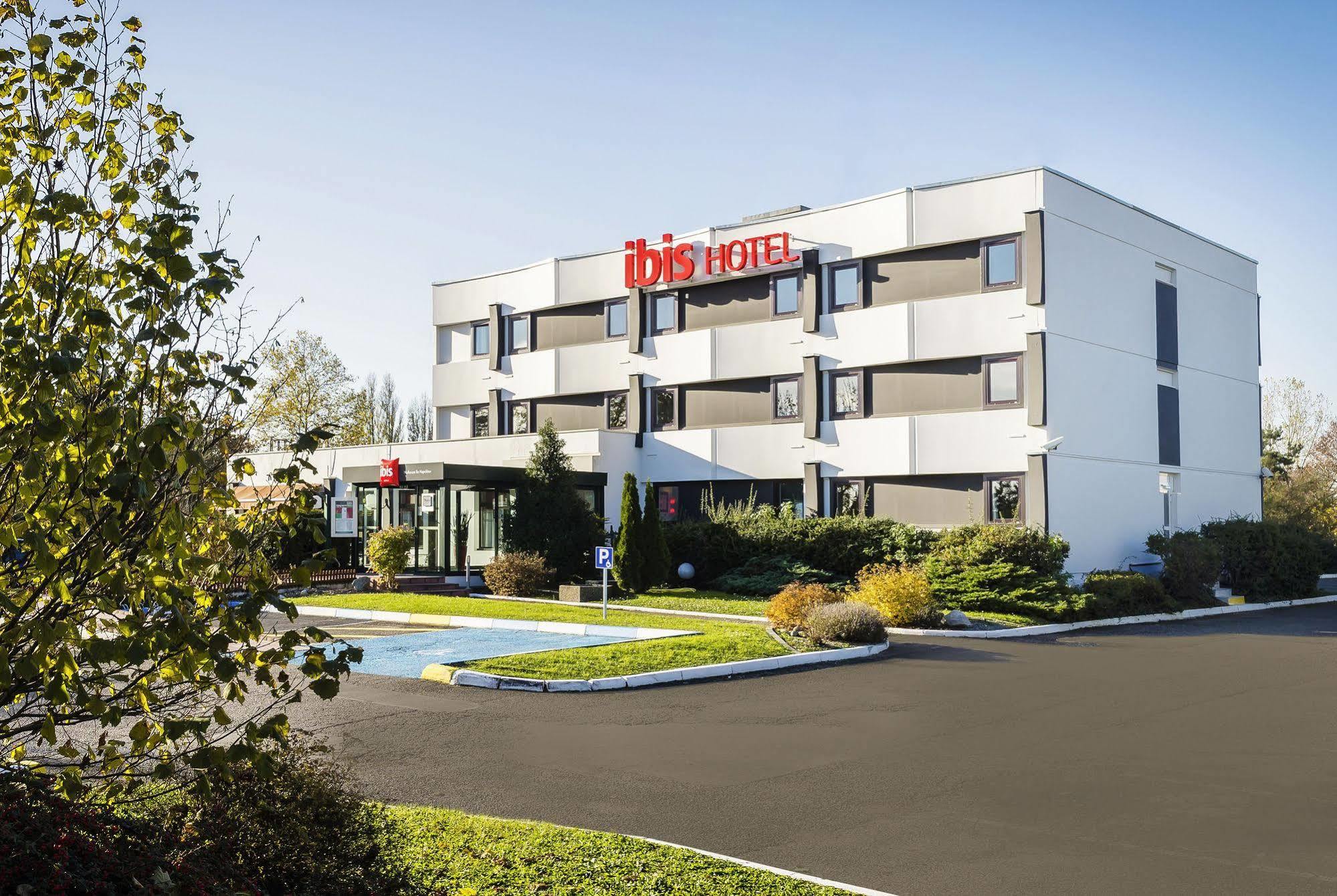 Отель Ibis Mulhouse Ile Napoleon Сошем Экстерьер фото
